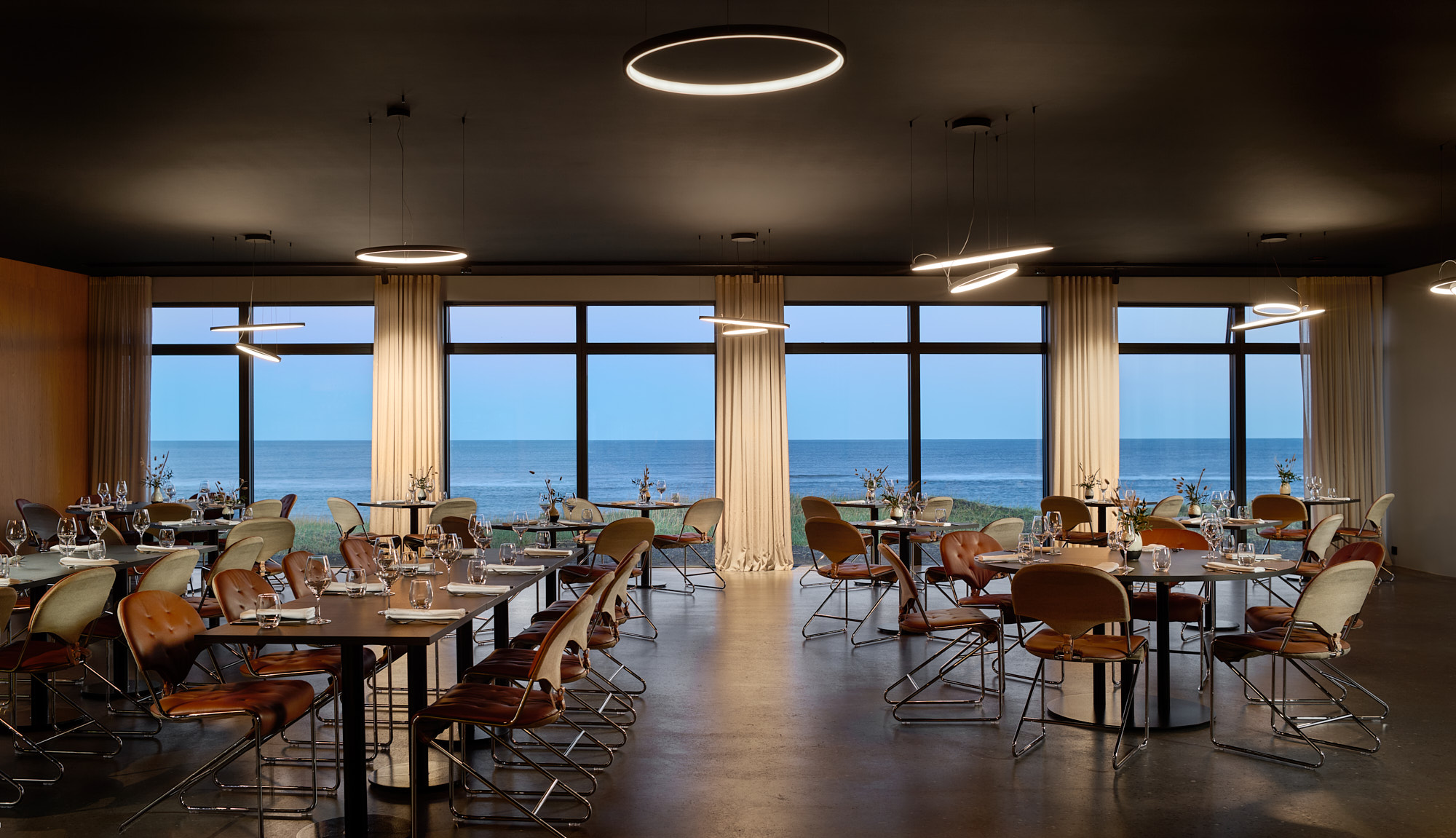 Black Sand Hotel | Studio CAPN
