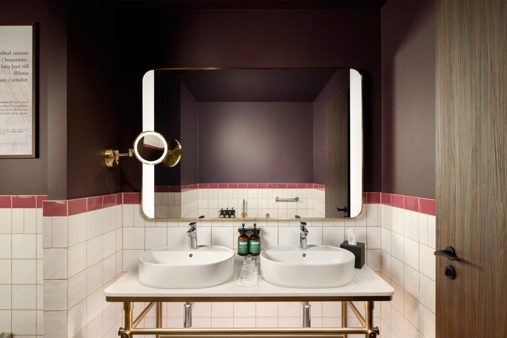 Skáld Hotel | Studio CAPN